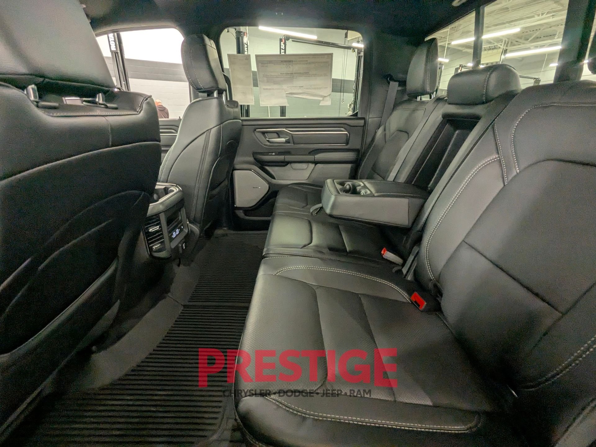 New 2026 Diamond Black Crystal Pearl-Coat Exterior Paint RAM Rebel image 28