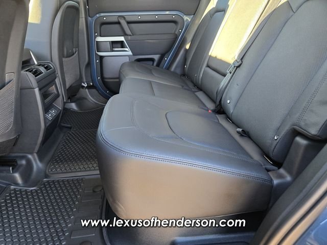 2023 Land Rover Defender SE - Photo 12