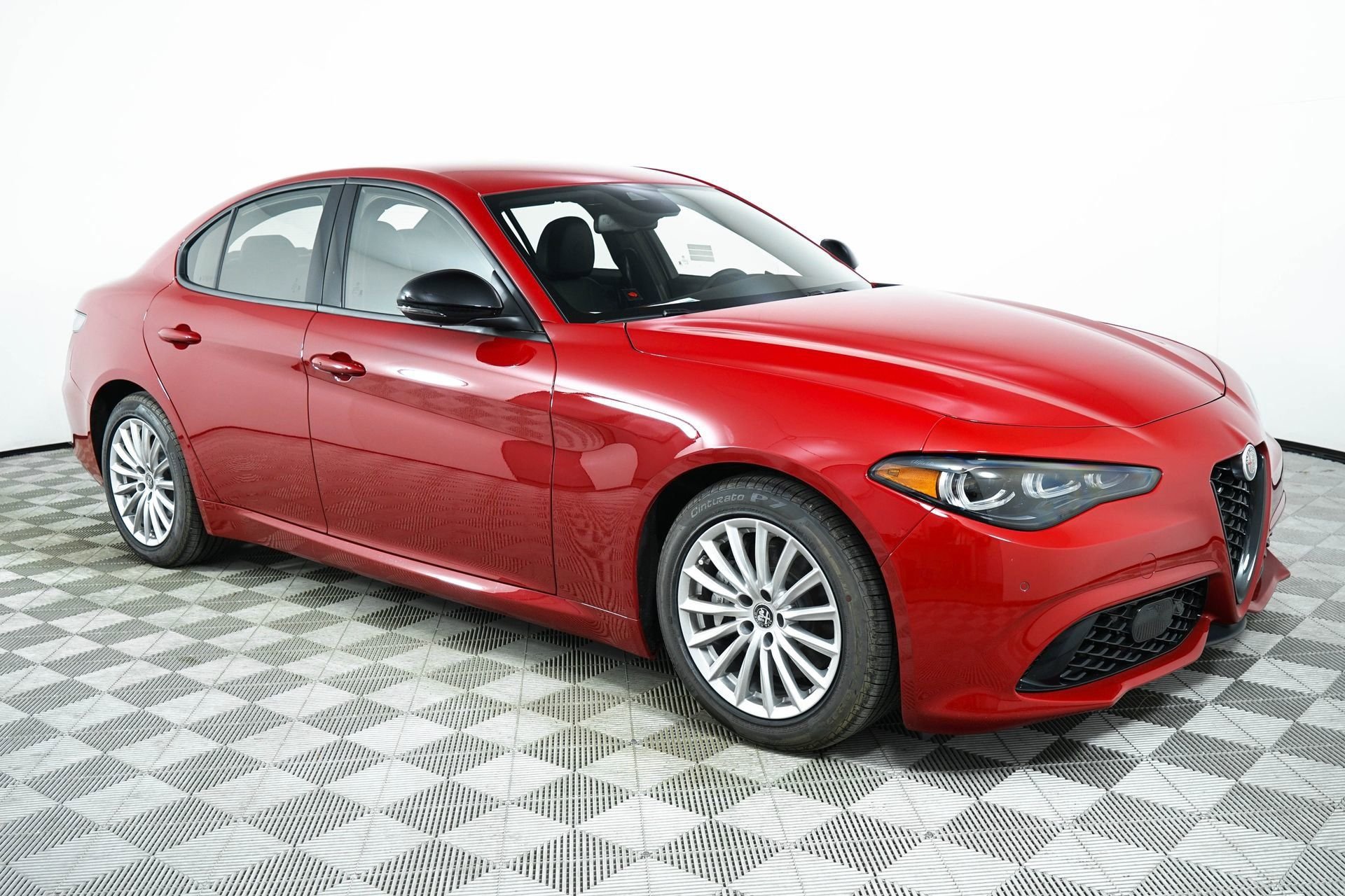 2024 Alfa Romeo Giulia Sprint RWD's photo