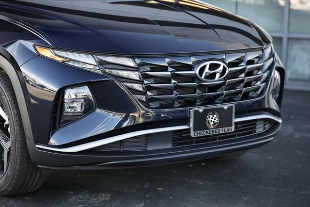 Used 2023 Deep Sea Hyundai SEL Convenience image 2