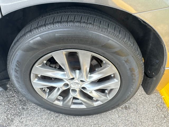 Used 2015 Gray INFINITI Base image 6