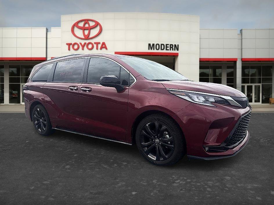 Used 2022 Ruby Flare Pearl Toyota XSE image 7