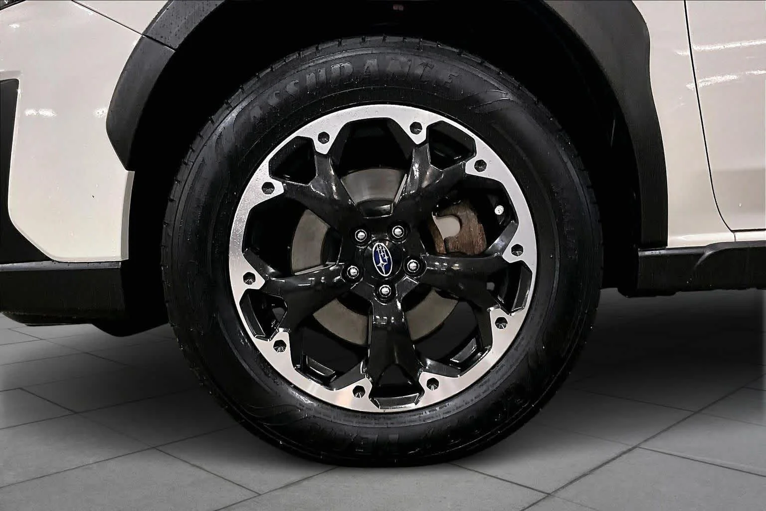 Used 2021 Crystal White Pearl Subaru  image 11