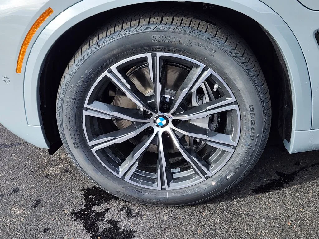 2026 BMW X5 50e - Photo 7