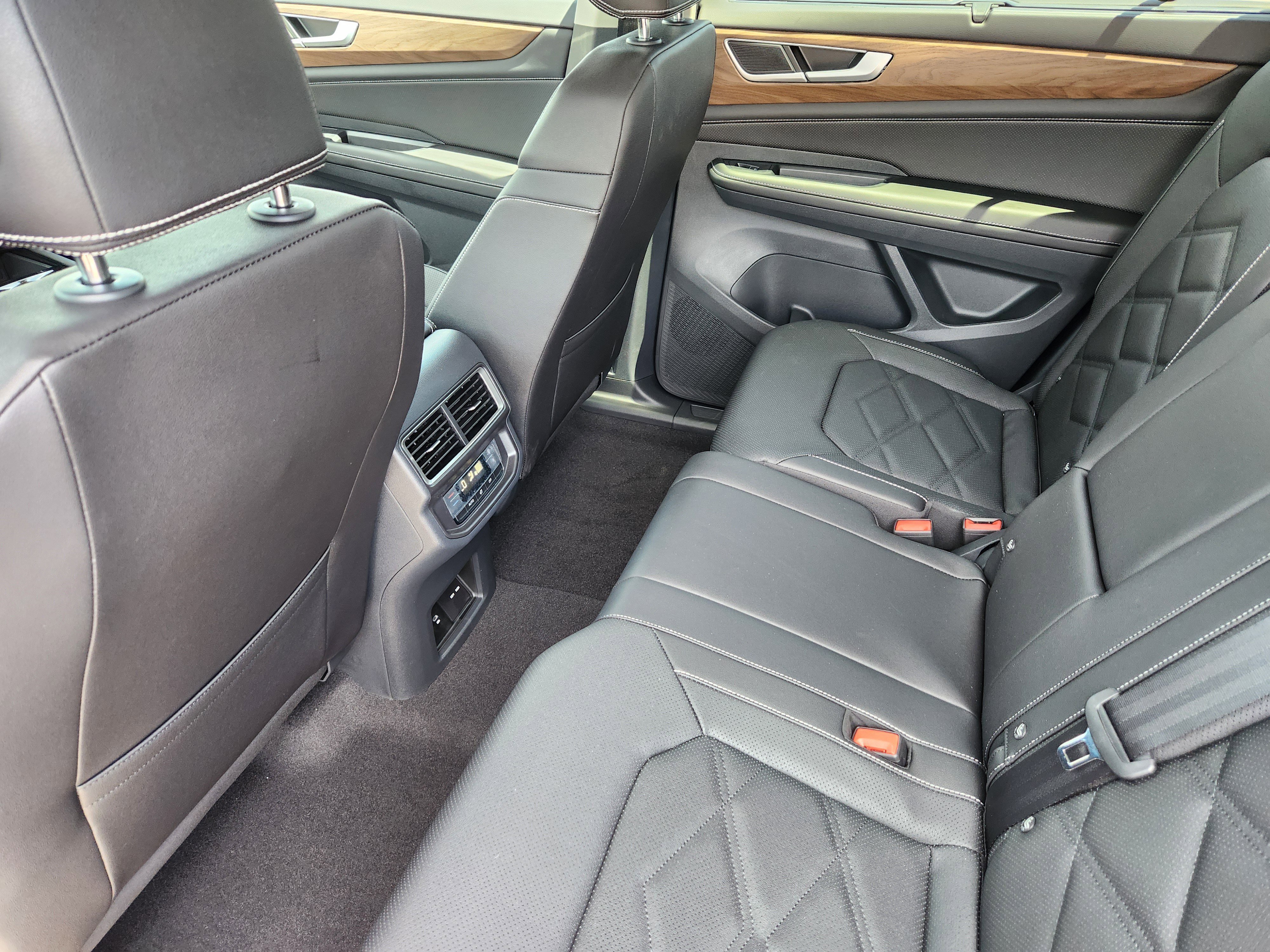 New 2026 Gray Volkswagen 2.0T SE w/Technology image 24