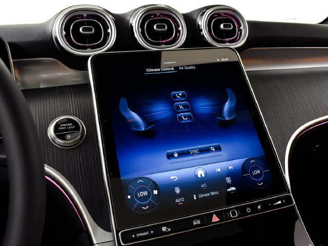 New 2027 Polar White Mercedes-Benz GLC 300 image 73