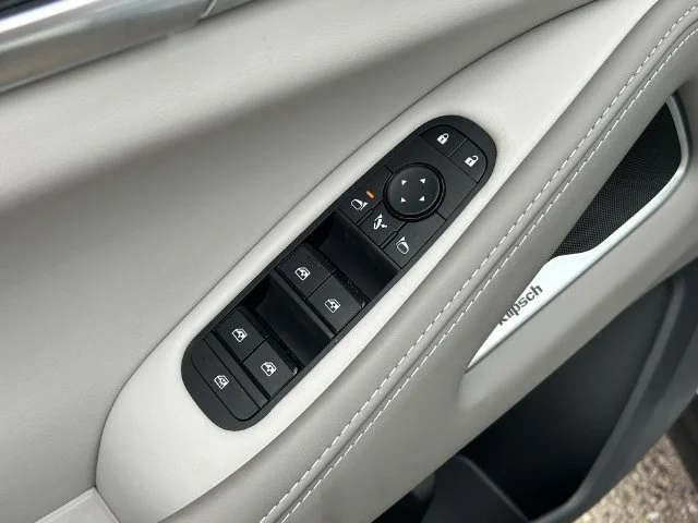 New 2027 RADIANT WHITE INFINITI Sport AWD image 23
