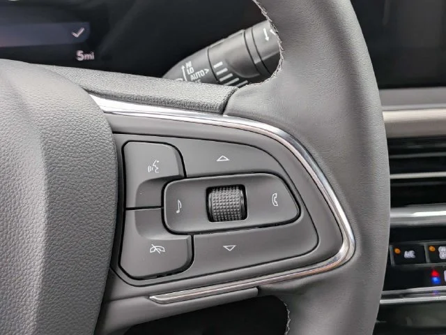 New 2026 Moonstone Gray Metallic Buick Avenir image 27