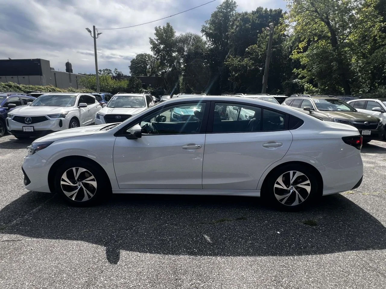 Used 2025 Crystal White Pearl Subaru Premium image 3
