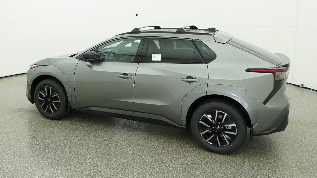 New 2026 Heavy Metal Toyota XLE image 54