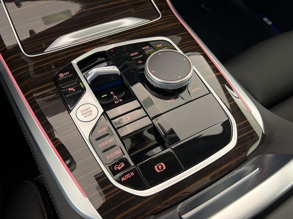 New 2026 Skyscraper Grey Metallic BMW xDrive40i image 12