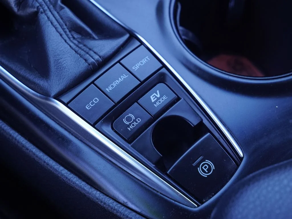 Used 2019 Black Toyota SE image 22