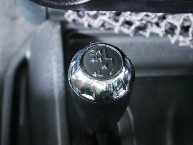 Used 2016 Silver Jeep Unlimited Sahara image 33