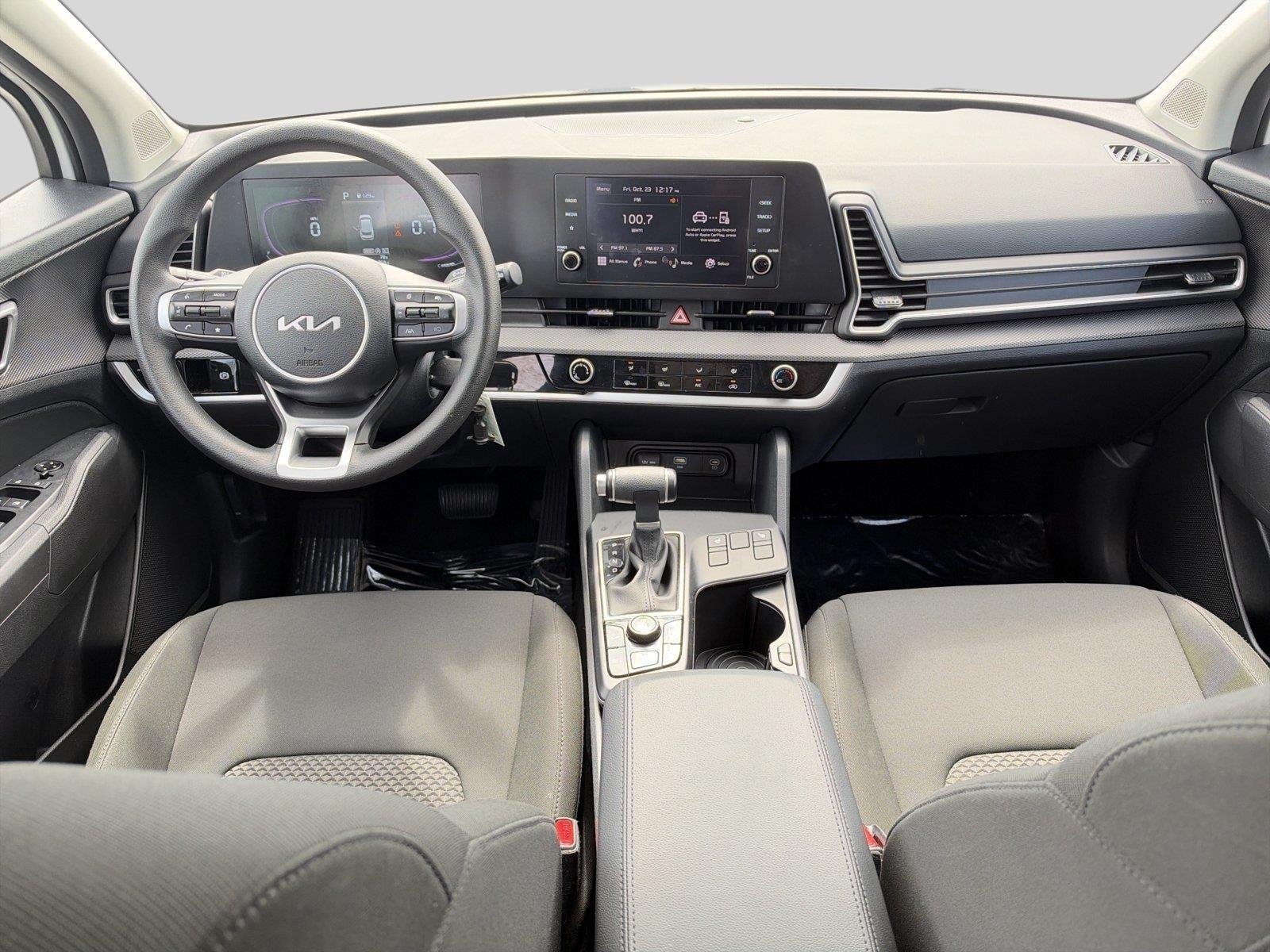 Certified Used 2025 Snow White Pearl Kia LX image 25
