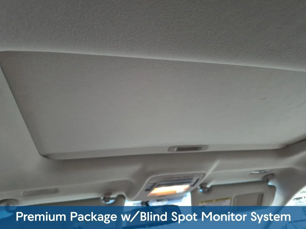 Used 2015 Black Lexus 350 image 4