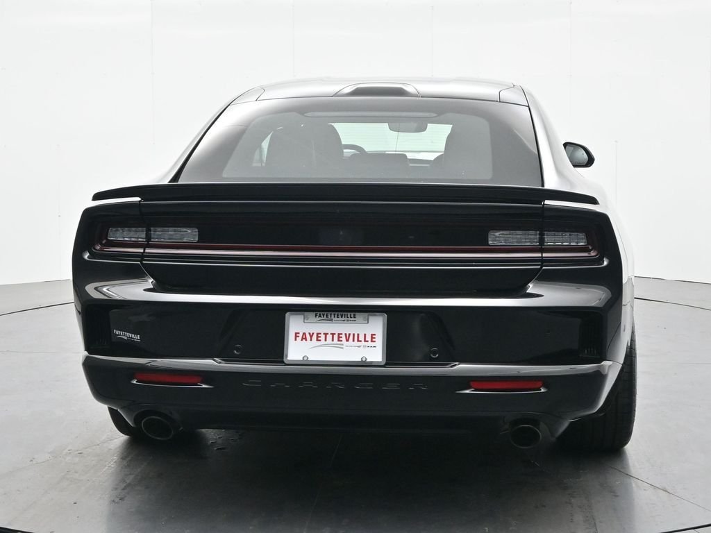 New 2026 Diamond Black Crystal Pearlcoat Dodge Scat Pack image 8