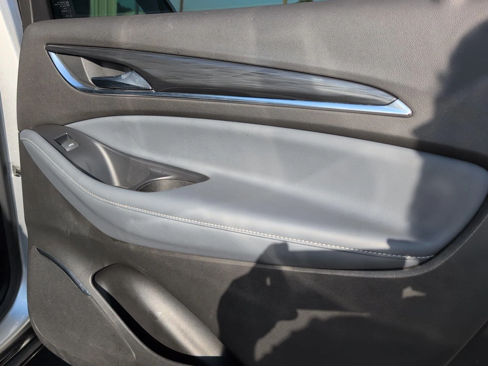 Used 2022 Quicksilver Metallic Buick Premium image 36