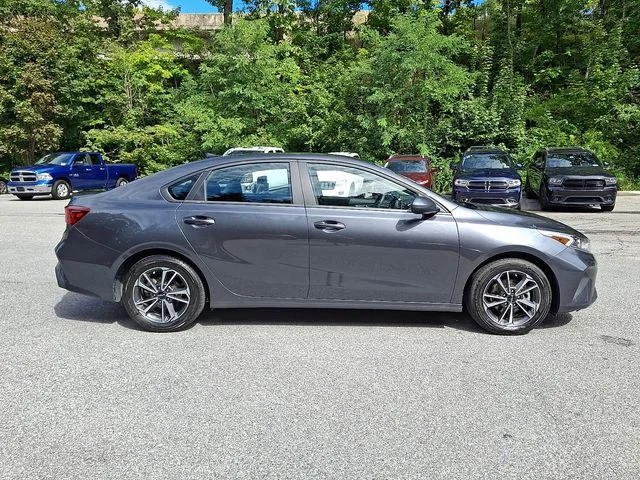 Used 2023 Gray Kia LXS image 12