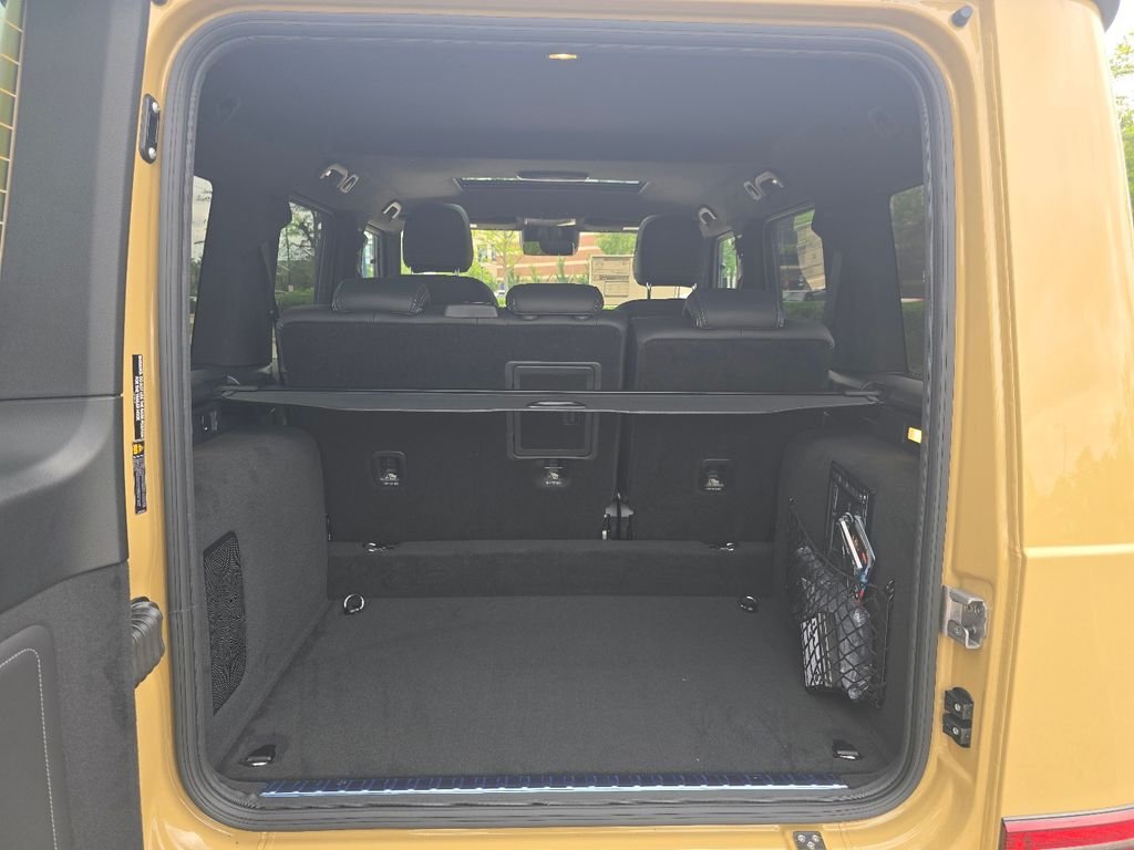 New 2026 MANUFAKTUR Desert Sand non-metallic Mercedes-Benz G 550 image 17