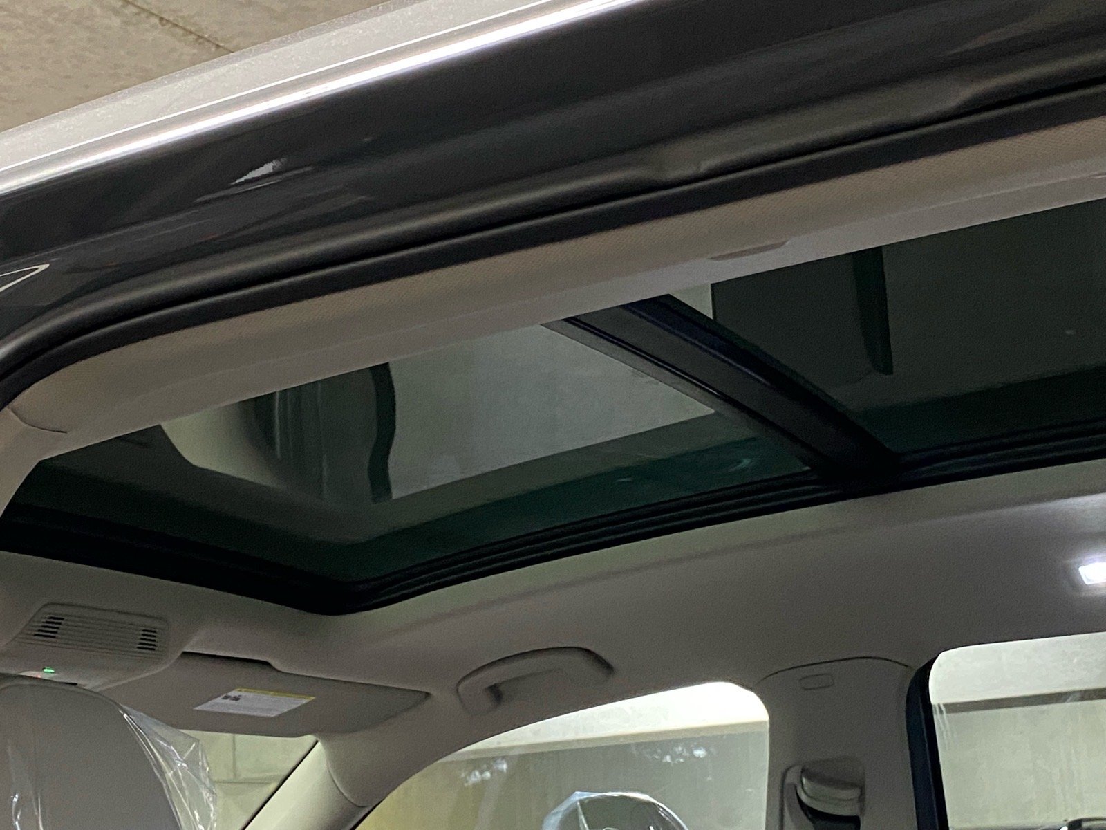 New 2026 Gray Volkswagen 2.0T SE w/Technology image 12
