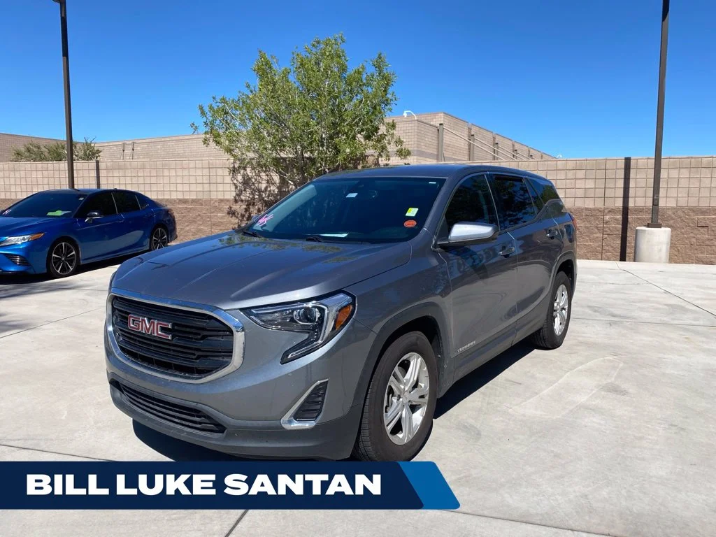 Used 2020 Gray GMC SLE image 1