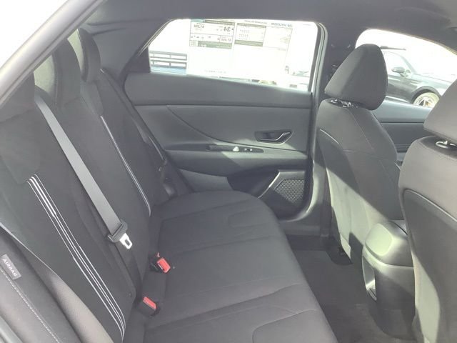 New 2026 White Hyundai SEL Sport image 22