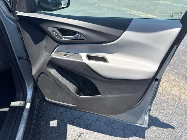 Used 2023 Gray Chevrolet LT image 34