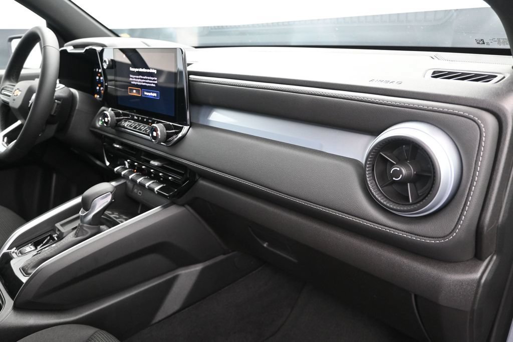 2026 Chevrolet Colorado LT - Photo 25