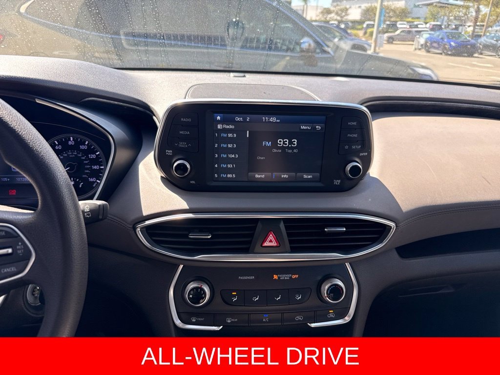 Used 2020 Gray Hyundai SE image 4