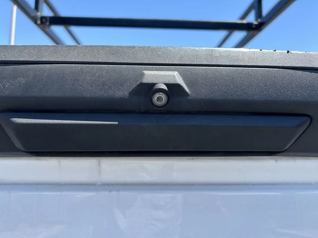 Used 2019 White Ford XL image 25