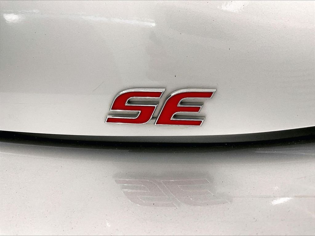 Used 2024 Classic Silver Metallic Toyota SE image 28