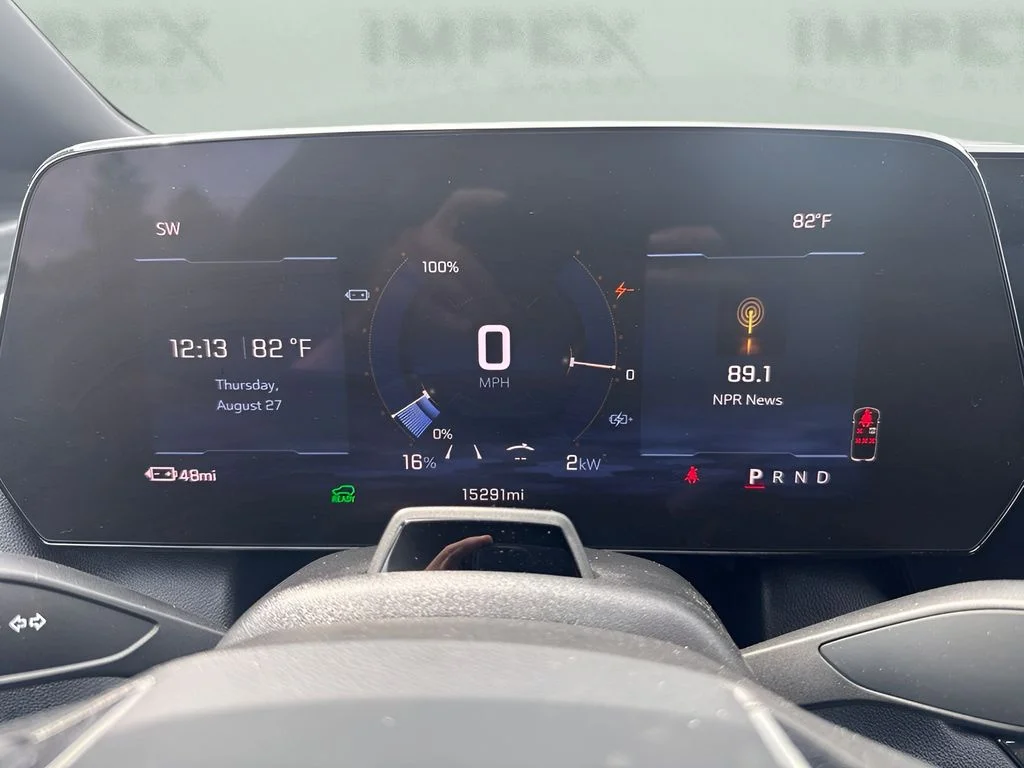 Used 2024 Gray Chevrolet RS image 14