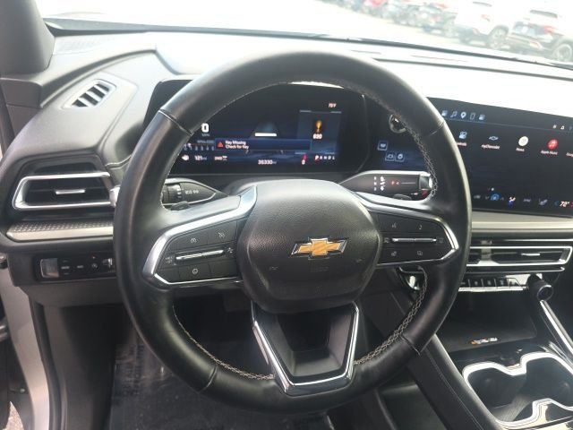 Used 2025 Gray Chevrolet LT image 16