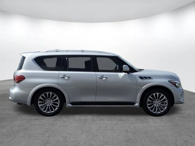 Used 2017 Liquid Platinum INFINITI THEATER PACKAGE image 3