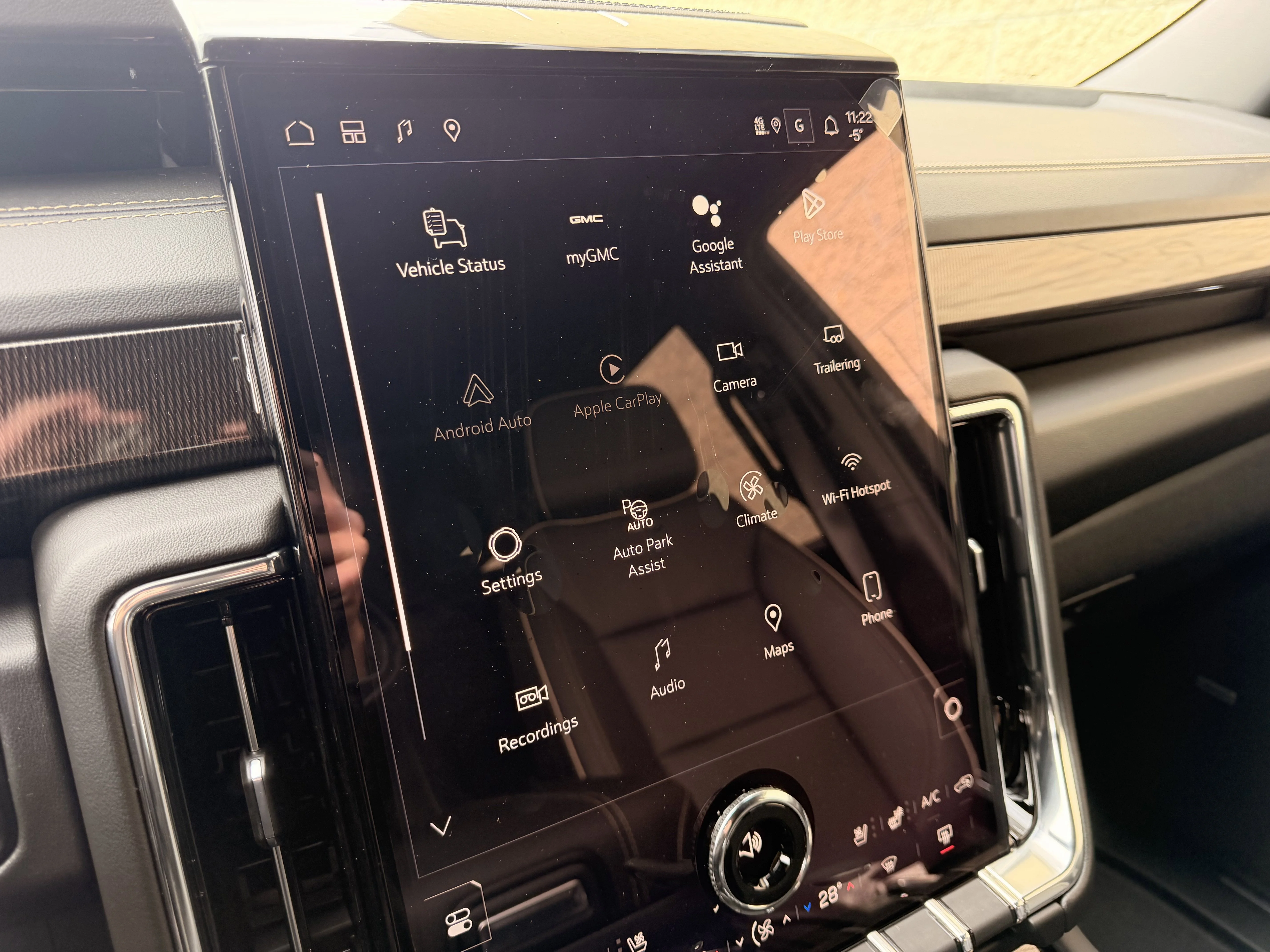 New 2026 Onyx Black GMC Elevation image 14