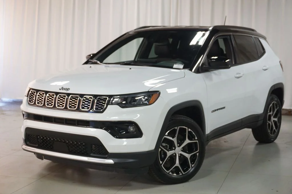 Used 2024 Bright White Clearcoat Jeep Limited image 13
