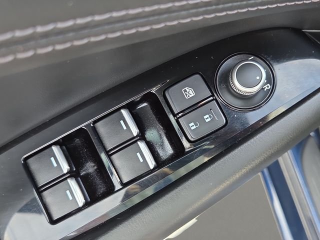 Used 2018 Crystal Blue Mazda Sport 6 spd Manual image 13