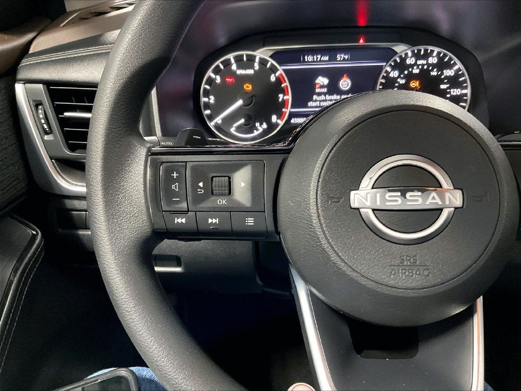 Used 2023 White Nissan SV image 22