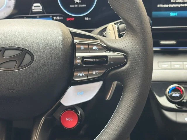 New 2026 Atlas White Hyundai Base image 20
