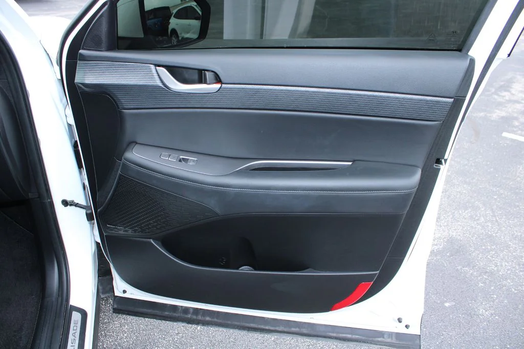 Used 2023 Hyper White Hyundai Limited image 34