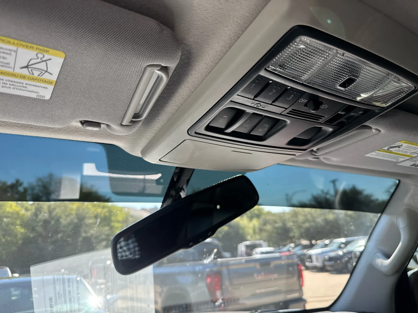 Used 2014 Magnetic Gray Metallic Toyota SR5 Premium image 14