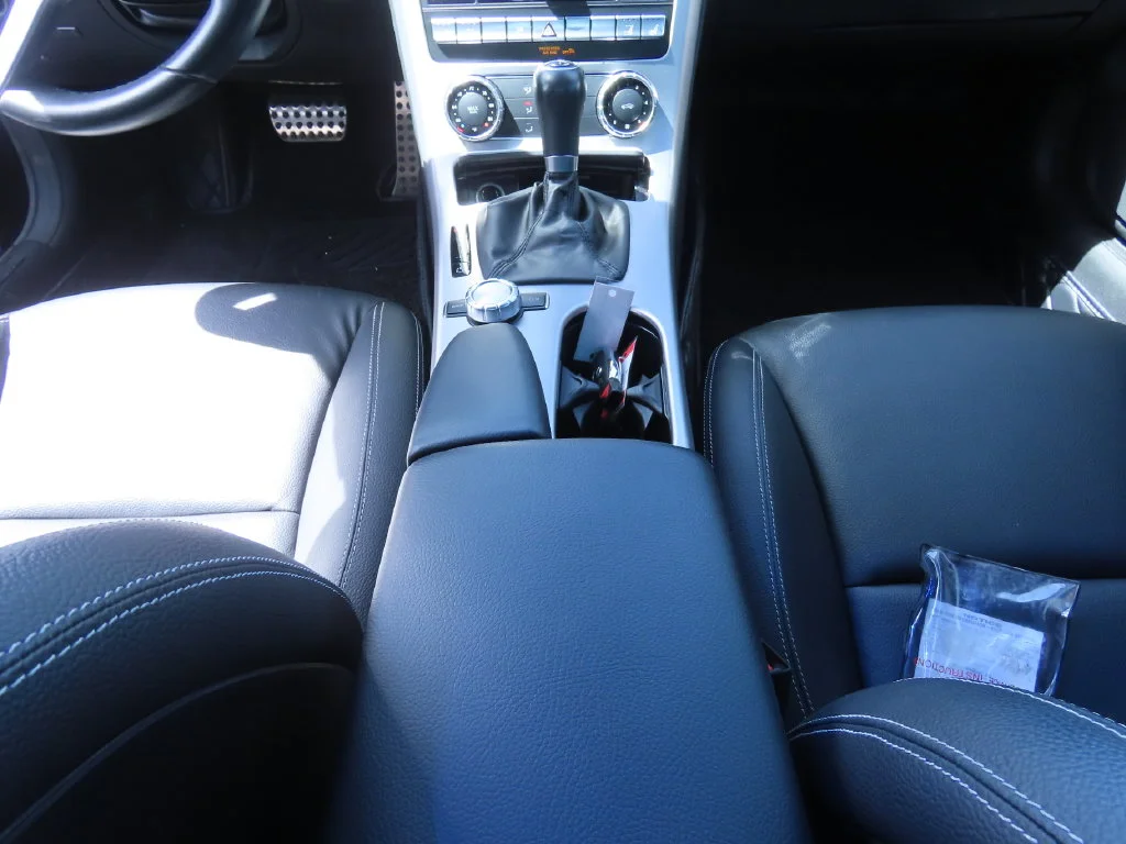 Used 2015 Black Mercedes-Benz SLK 250 image 9