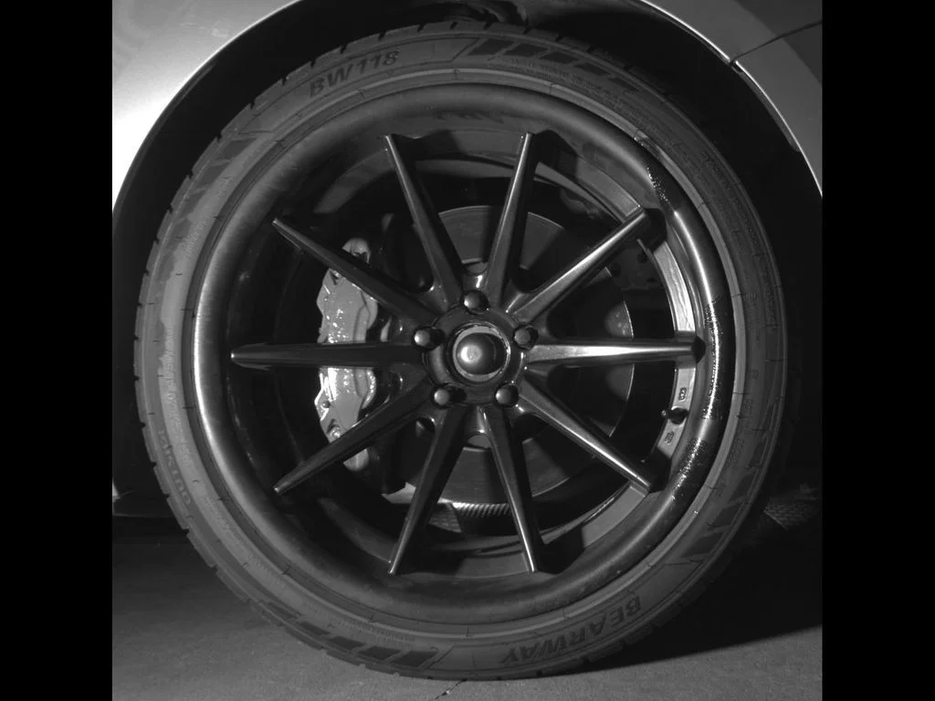 Used 2018 Silver Ford GT image 9