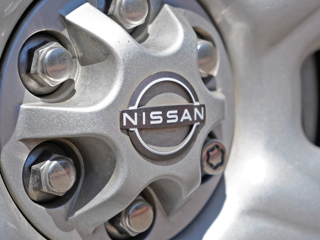 Used 2024 Glacier White Nissan S image 6