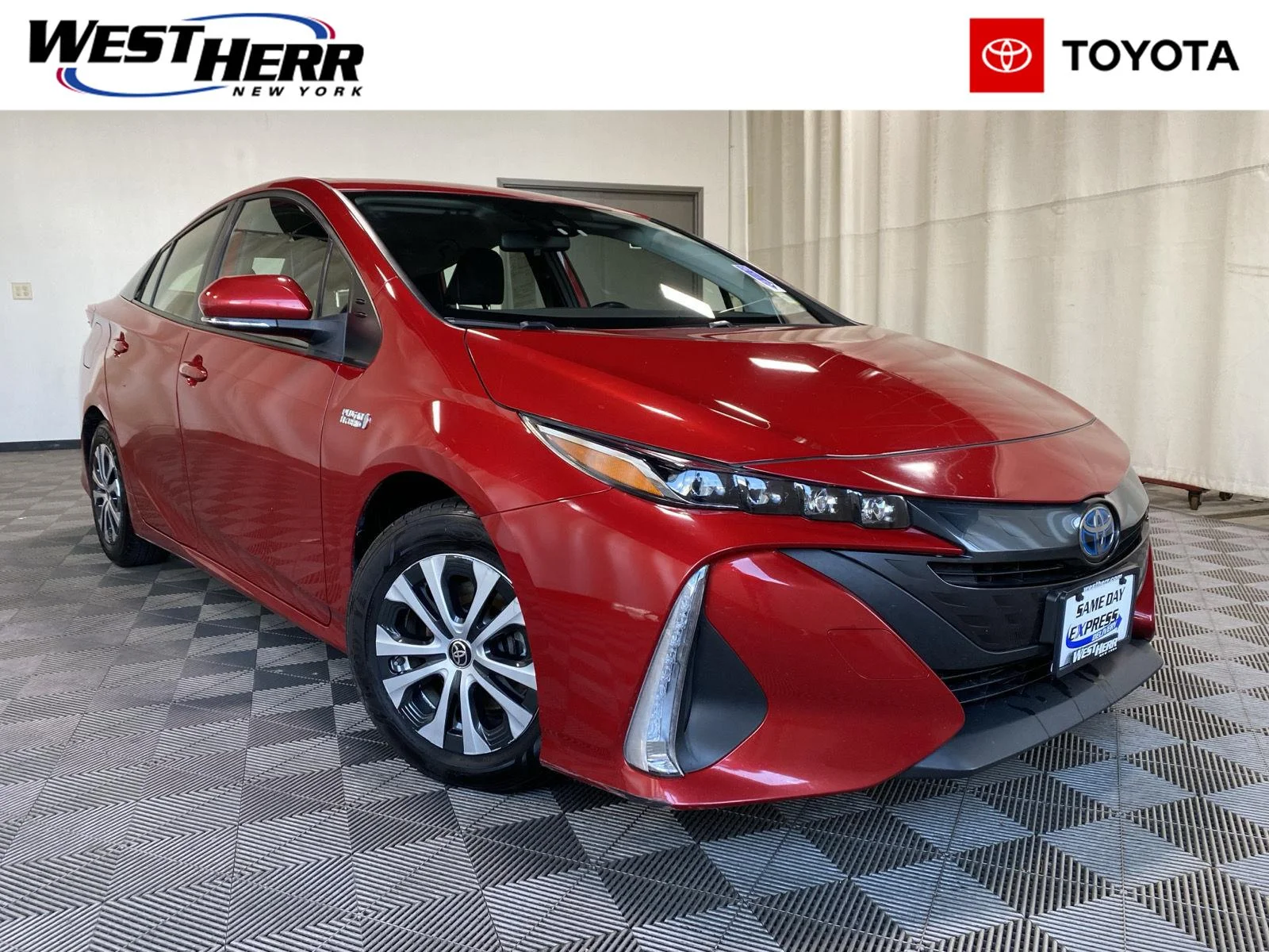 Used 2021 Supersonic Red Toyota XLE image 1