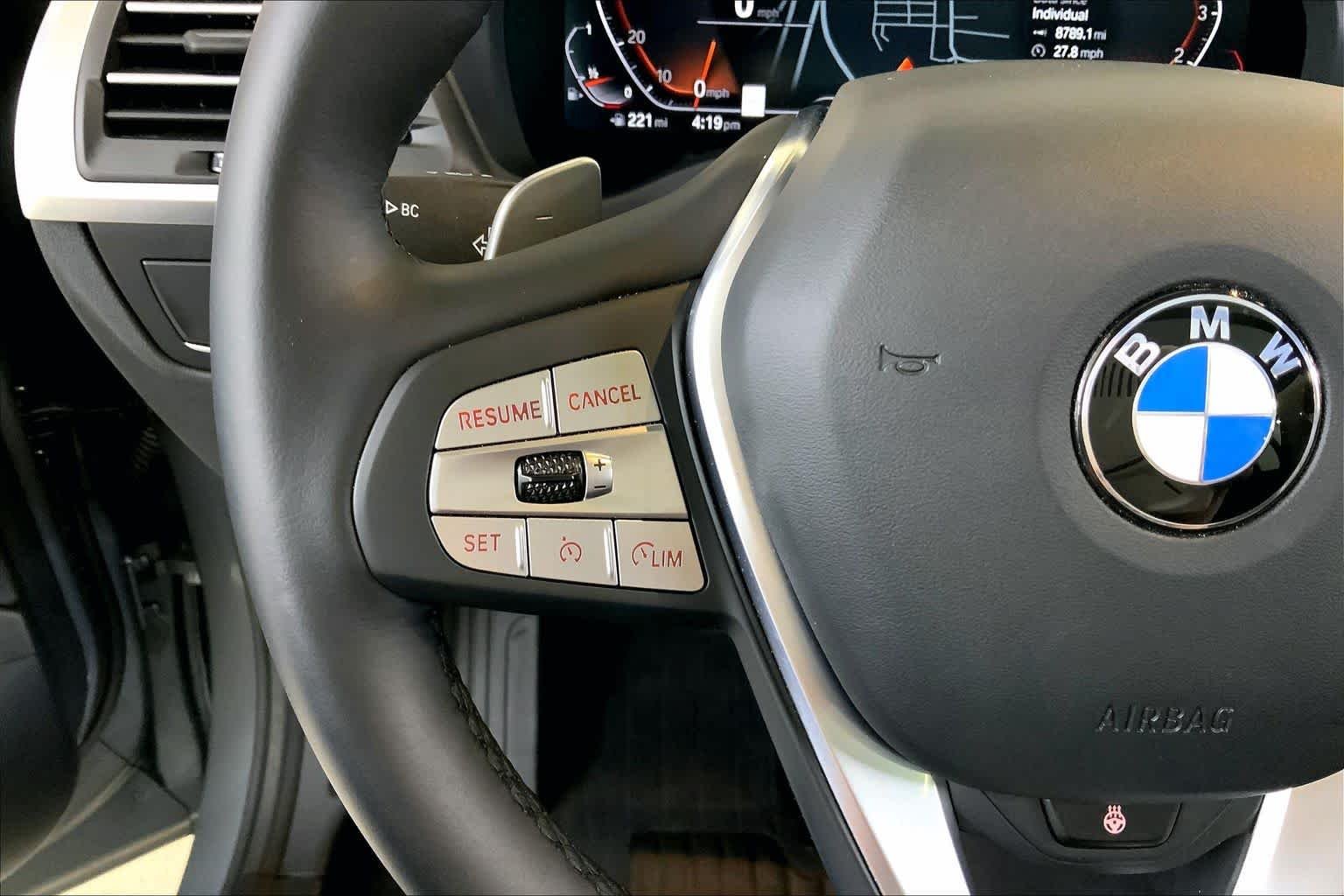 Used 2024 Skyscraper Grey Metallic BMW xDrive30i image 23