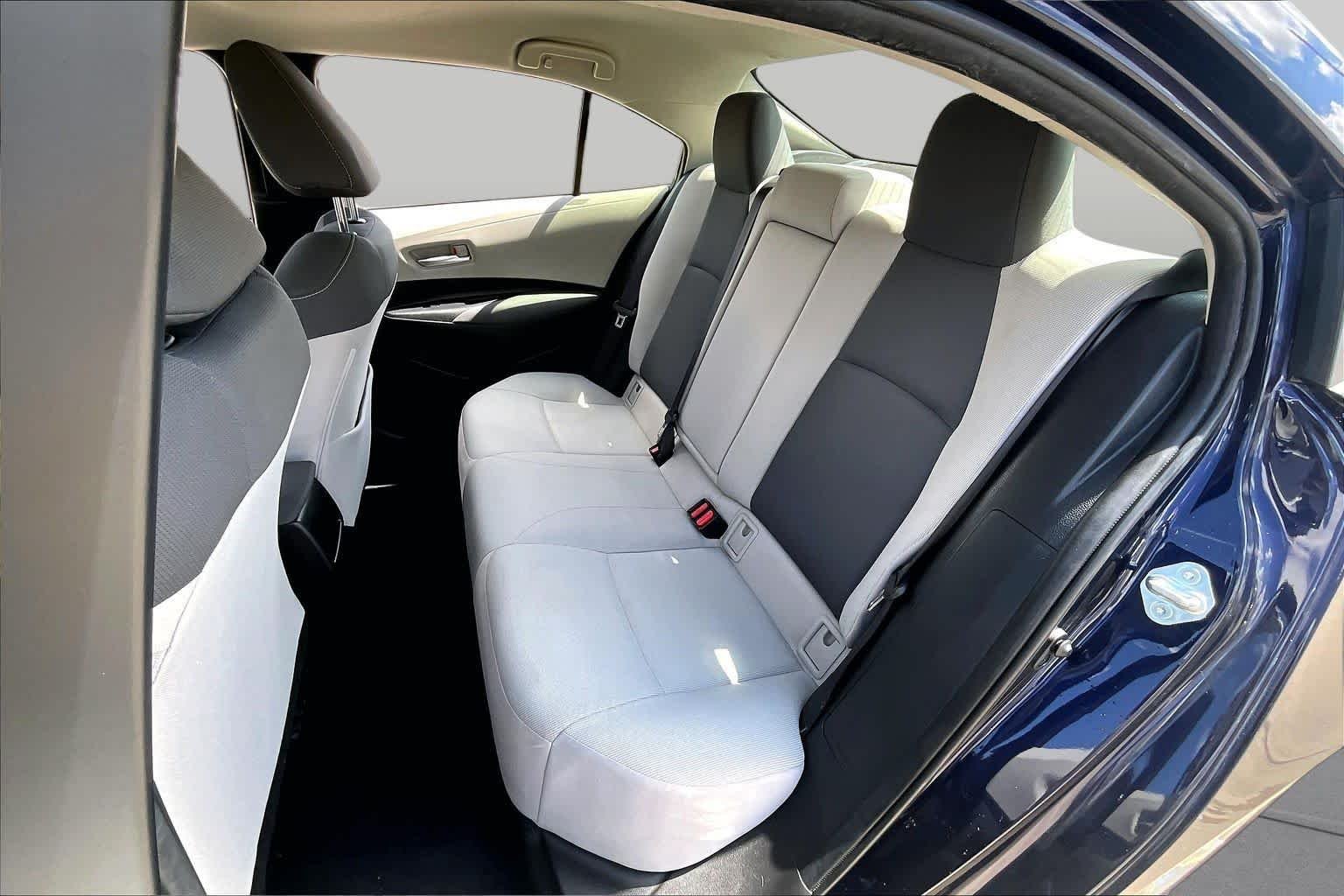 Used 2021 Blueprint Toyota LE image 20
