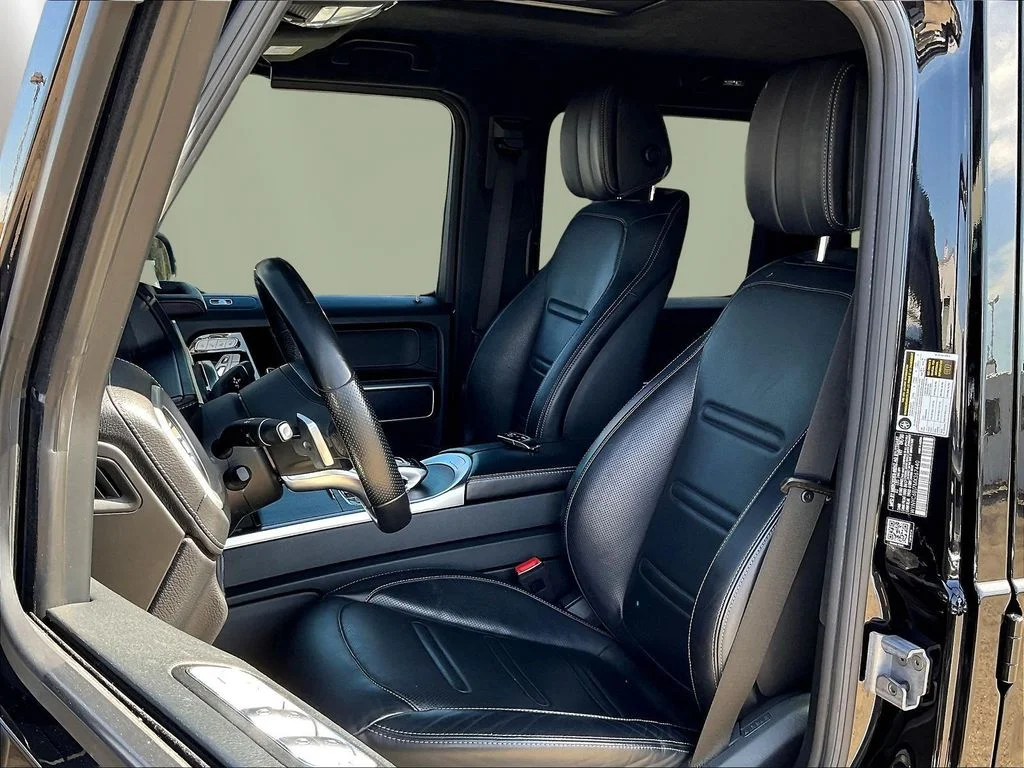 Used 2021 Obsidian Black Metallic Mercedes-Benz G 550 image 21