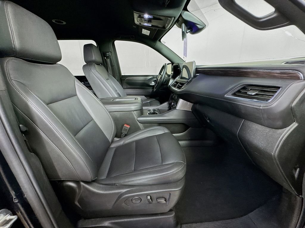 Used 2024 Black Chevrolet Z71 image 34