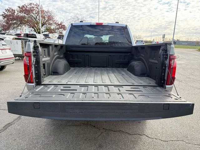 Used 2024 Silver Metallic Ford XLT image 21